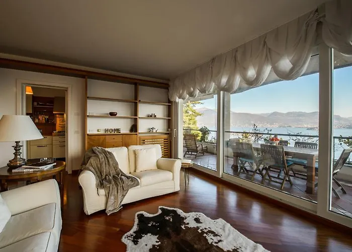 Sana Luxury 斯特雷萨